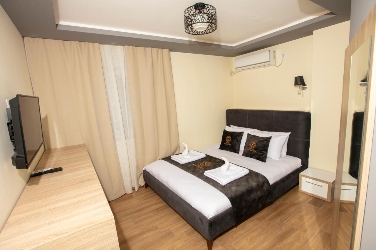 Hotel Sonoma Kosovo Polje ภายนอก รูปภาพ
