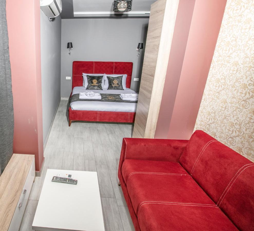 Hotel Sonoma Kosovo Polje ภายนอก รูปภาพ